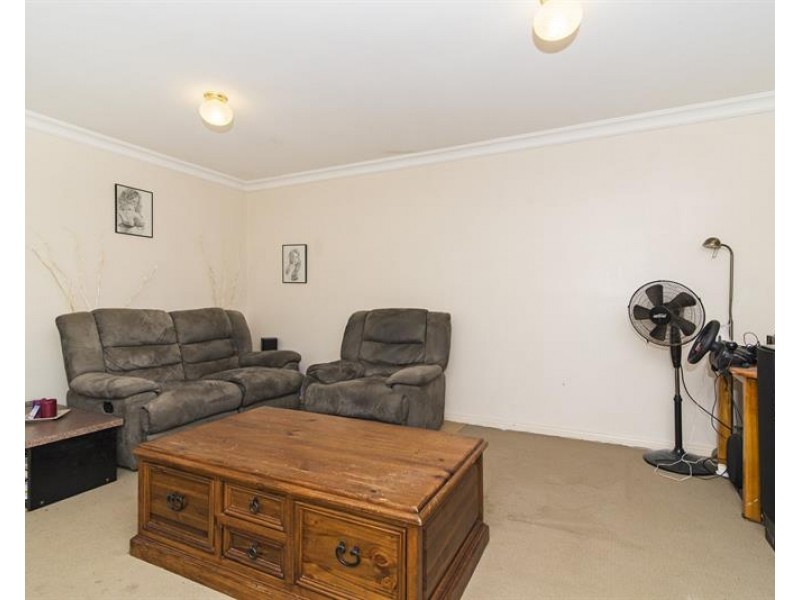 1/1A Fanny Street, Newtown QLD 4350