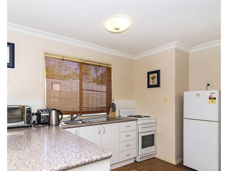 1/1A Fanny Street, Newtown QLD 4350
