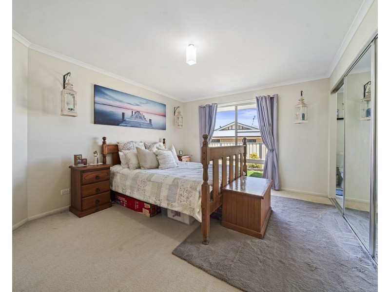 62 Belclaire Drive, Westbrook QLD 4350