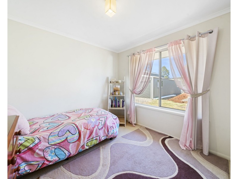62 Belclaire Drive, Westbrook QLD 4350