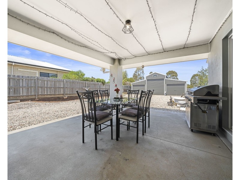 62 Belclaire Drive, Westbrook QLD 4350
