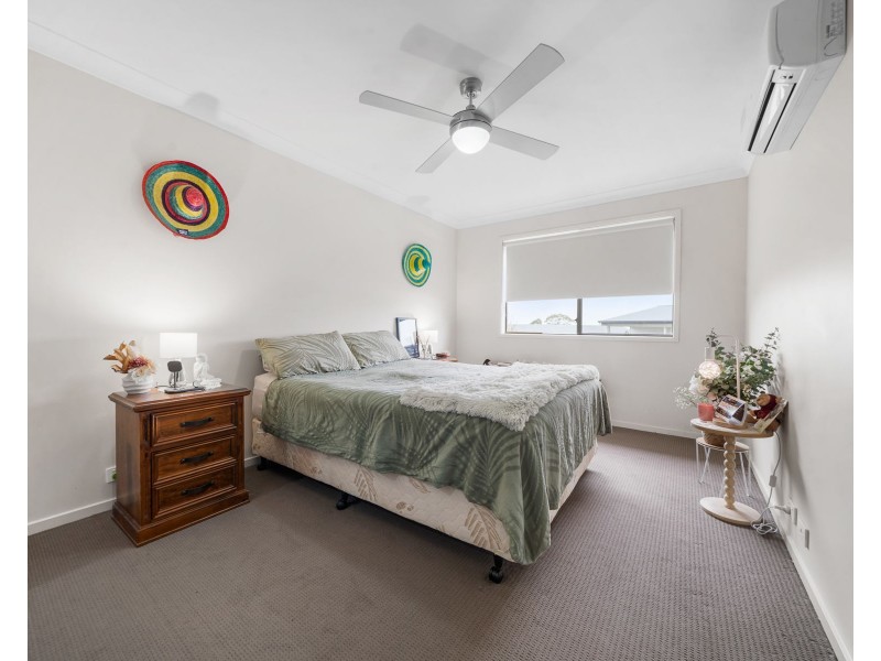 2/90 Sanctuary Drive, Cranley QLD 4350