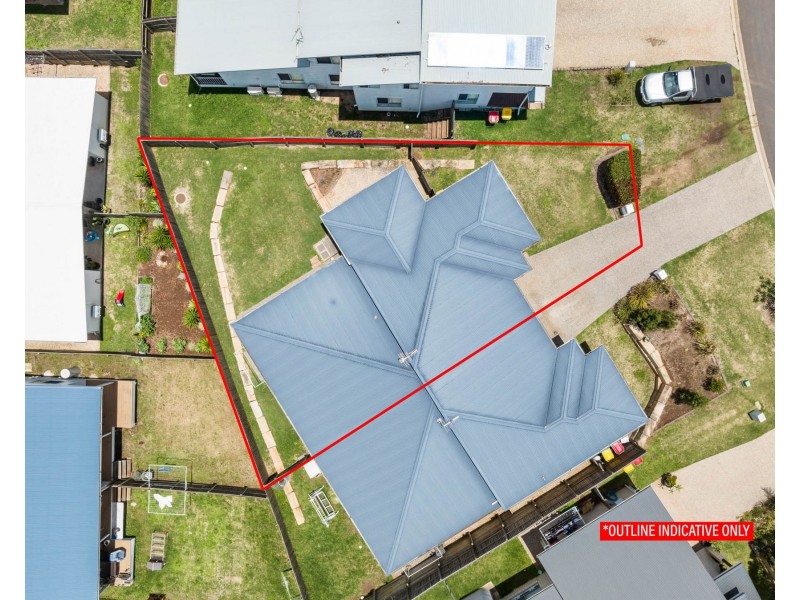 2/90 Sanctuary Drive, Cranley QLD 4350