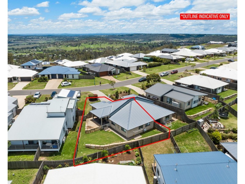 2/90 Sanctuary Drive, Cranley QLD 4350