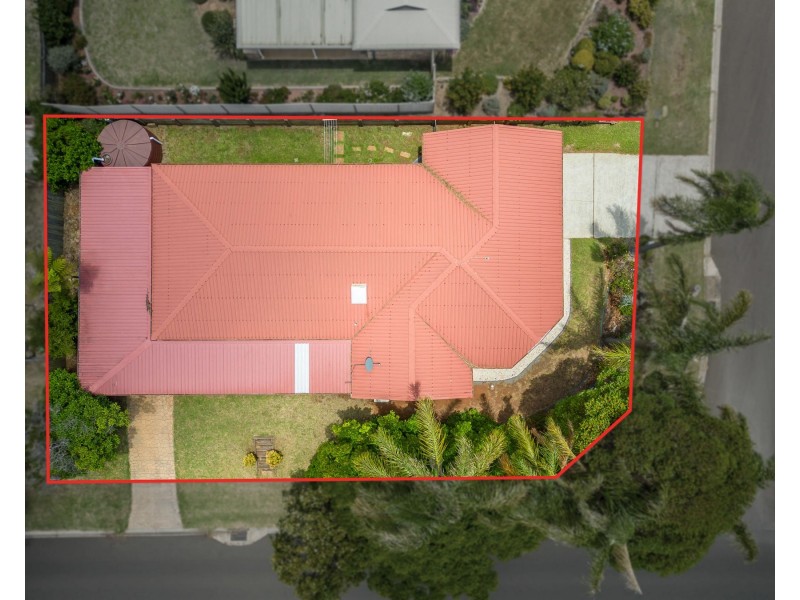 2 Danica Court, Kearneys Spring QLD 4350