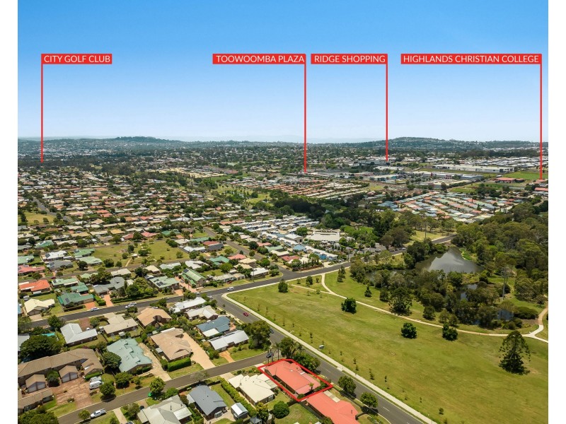 2 Danica Court, Kearneys Spring QLD 4350