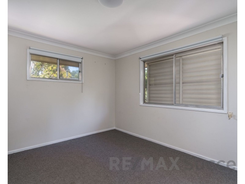 8 Maree Court, Centenary Heights QLD 4350