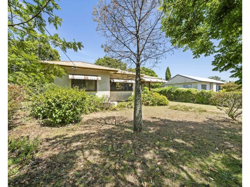 285 West Street, Harristown QLD 4350