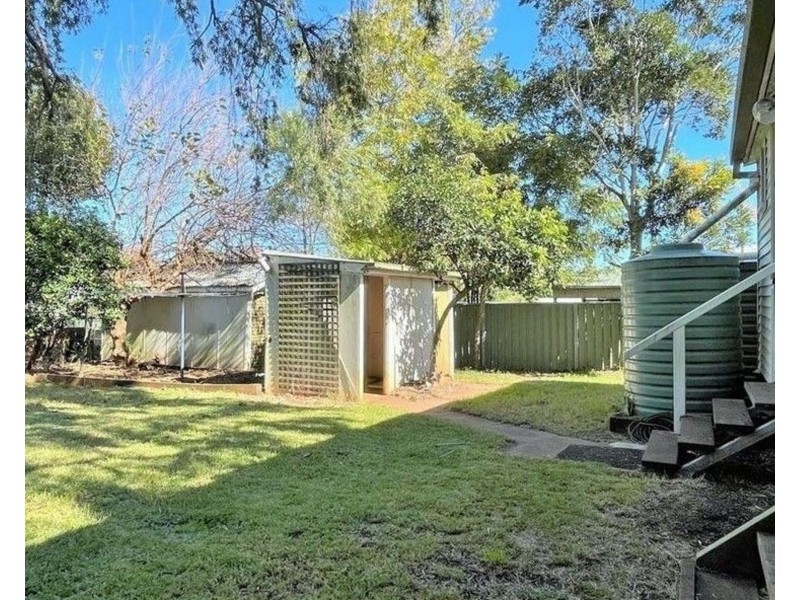 70 Crown Street, Rangeville QLD 4350