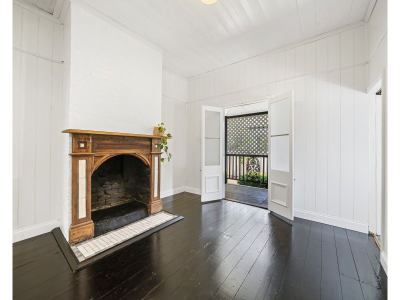 33 Raff Street, Toowoomba City QLD 4350