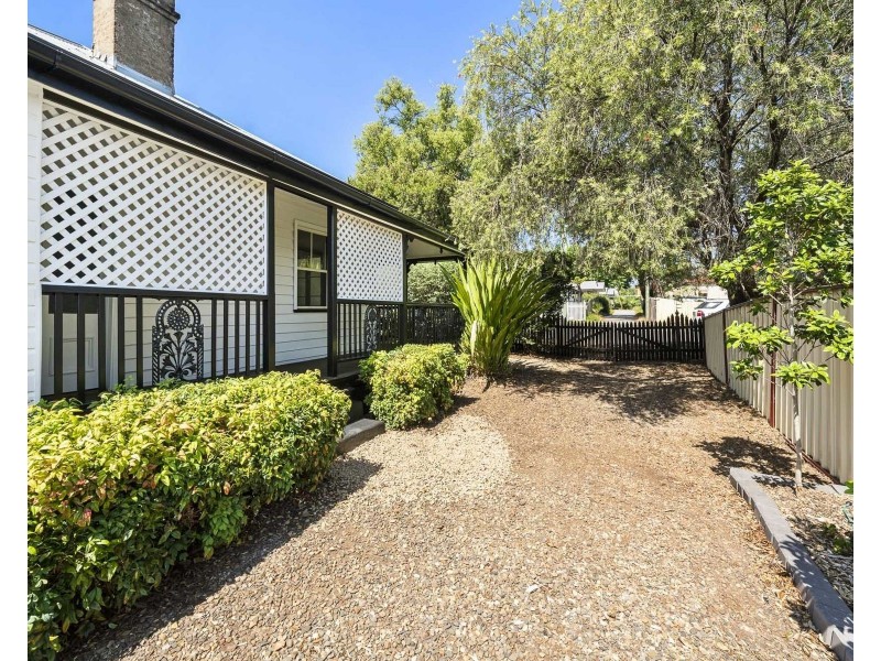 33 Raff Street, Toowoomba City QLD 4350