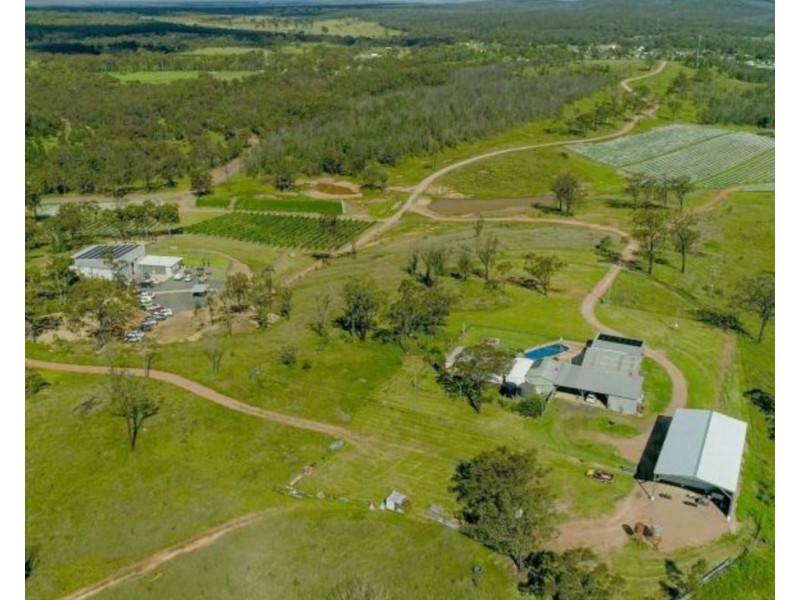 1 Ross St, Leyburn QLD 4365