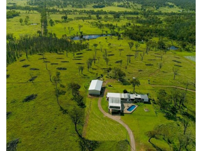 1 Ross St, Leyburn QLD 4365