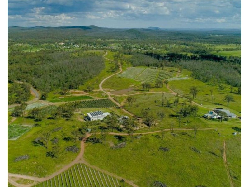 1 Ross St, Leyburn QLD 4365