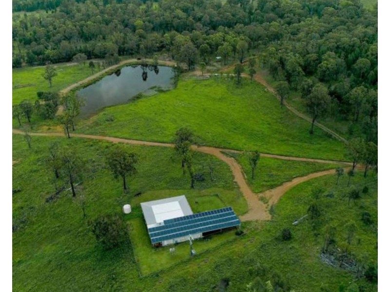 1 Ross St, Leyburn QLD 4365