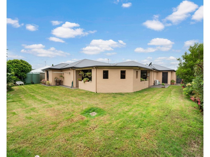 24 Pearl Court, Rangeville QLD 4350