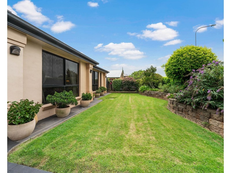 24 Pearl Court, Rangeville QLD 4350