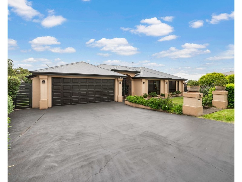 24 Pearl Court, Rangeville QLD 4350