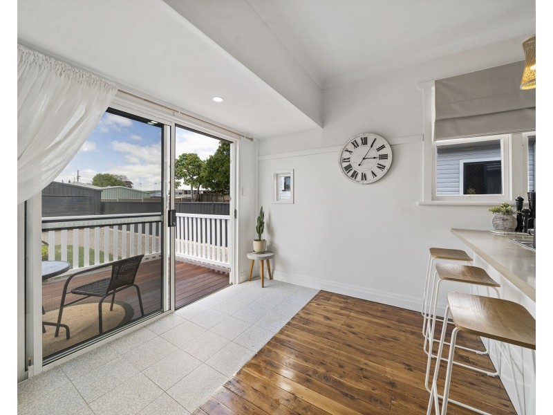 6a Lendrum Street, Newtown QLD 4350