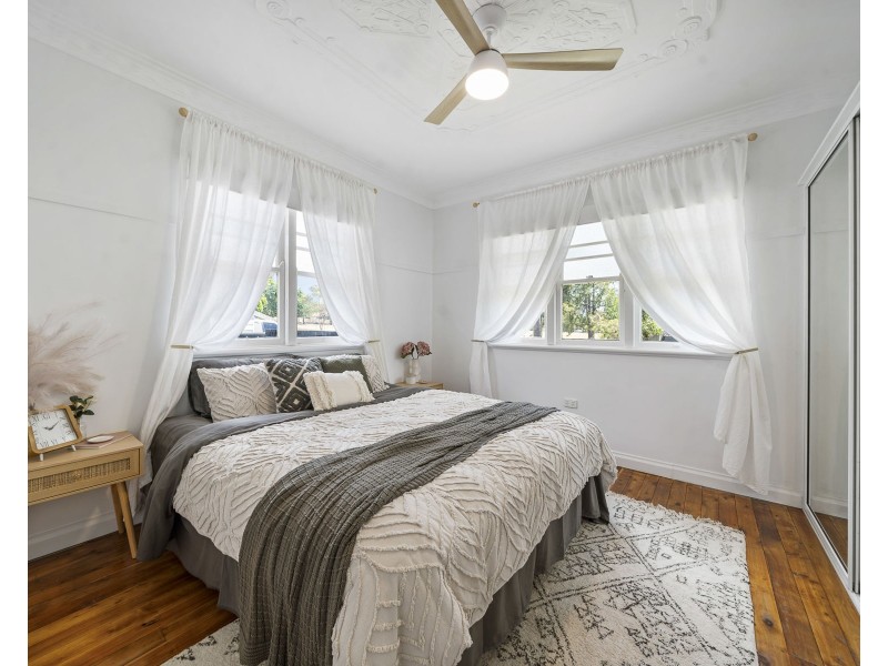 6a Lendrum Street, Newtown QLD 4350