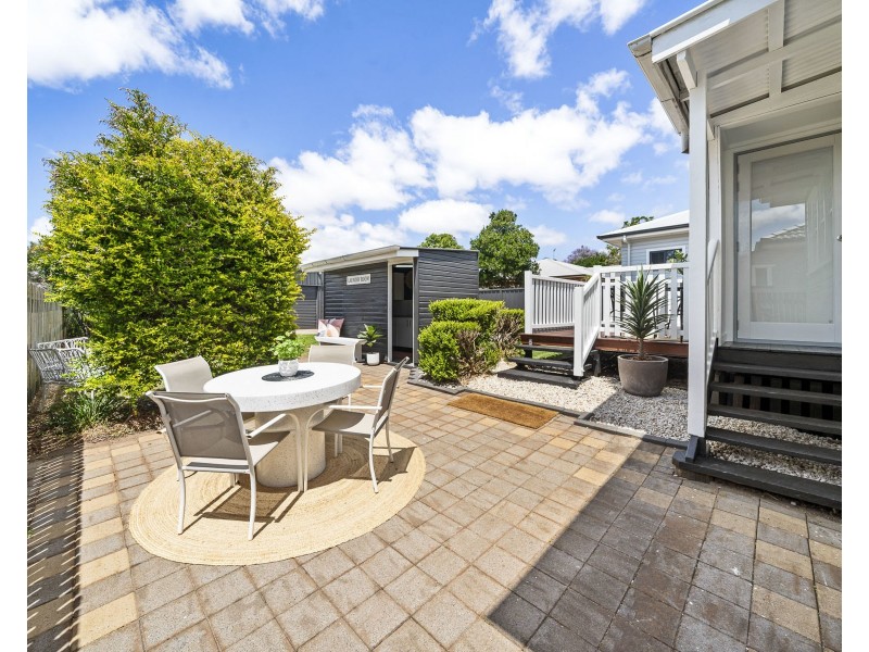 6a Lendrum Street, Newtown QLD 4350