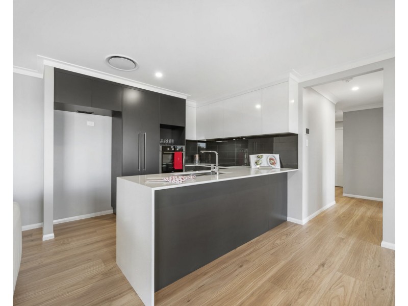 3/9 Grace View Street, Darling Heights QLD 4350