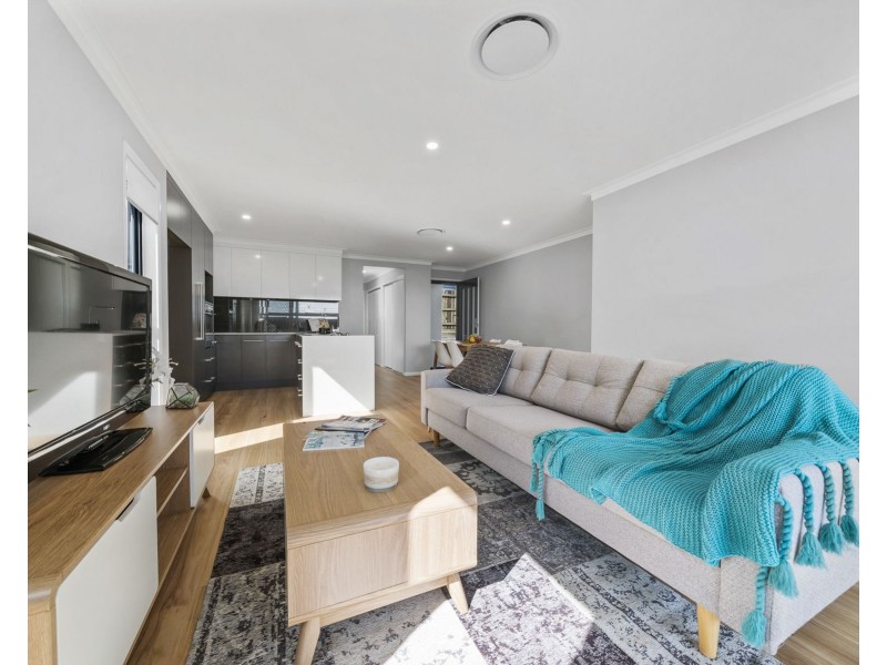 3/9 Grace View Street, Darling Heights QLD 4350