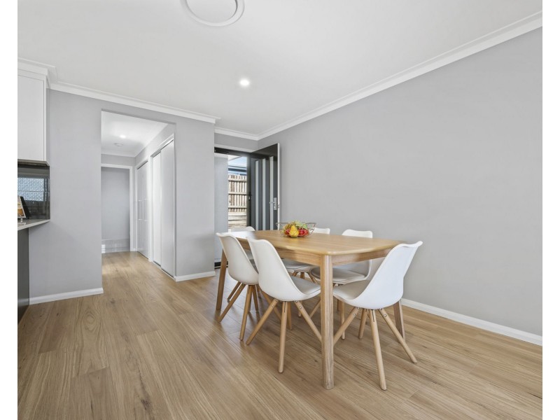 3/9 Grace View Street, Darling Heights QLD 4350