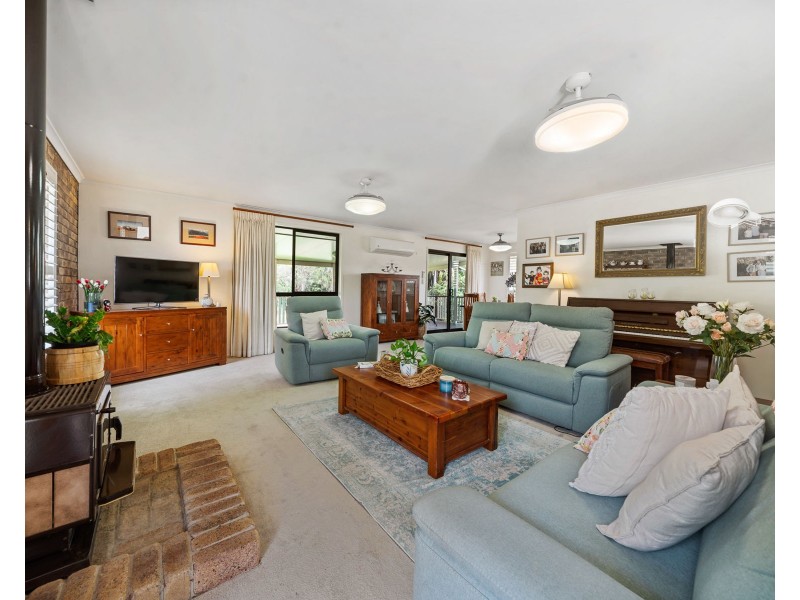 26 Eunice Court, Kearneys Spring QLD 4350