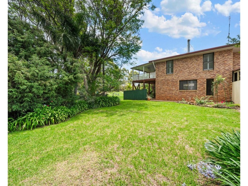 26 Eunice Court, Kearneys Spring QLD 4350