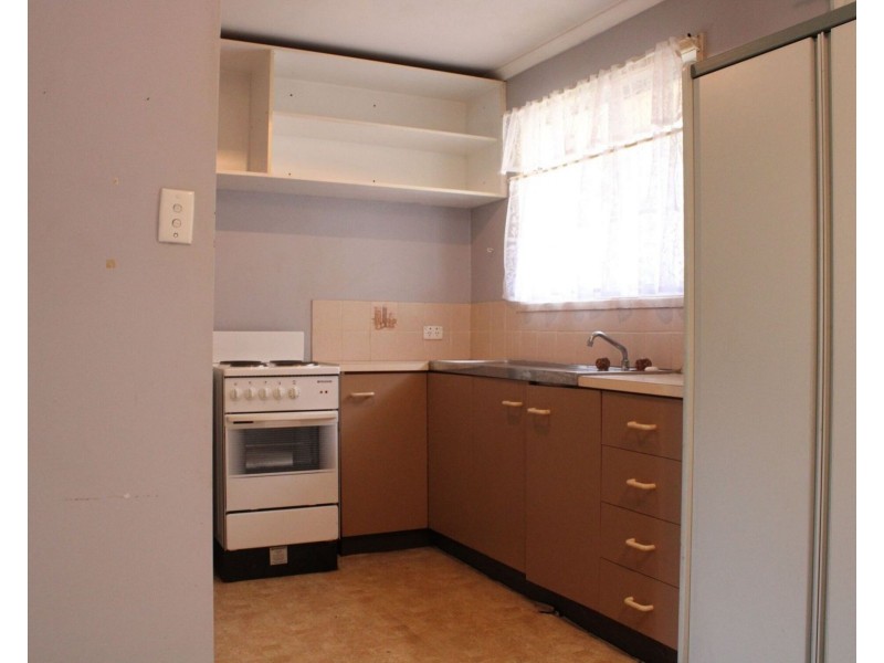 93 Chubb Street, One Mile QLD 4305