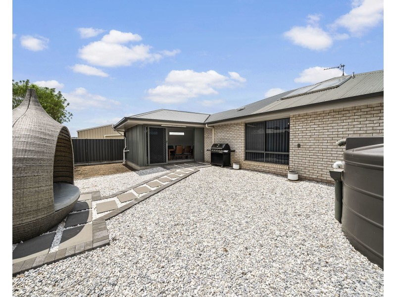 657 South Street, Glenvale QLD 4350