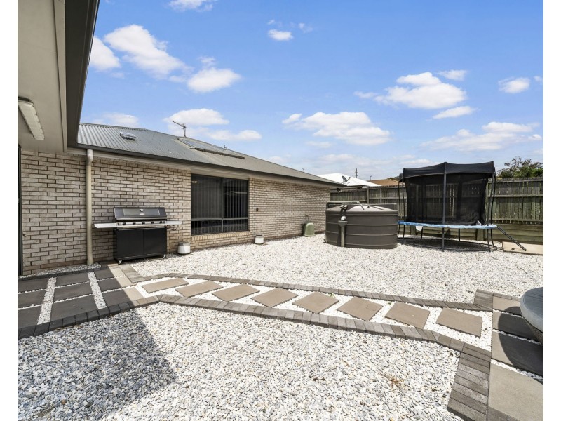 657 South Street, Glenvale QLD 4350
