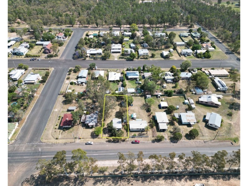 15 Taylor Street, Cecil Plains QLD 4407