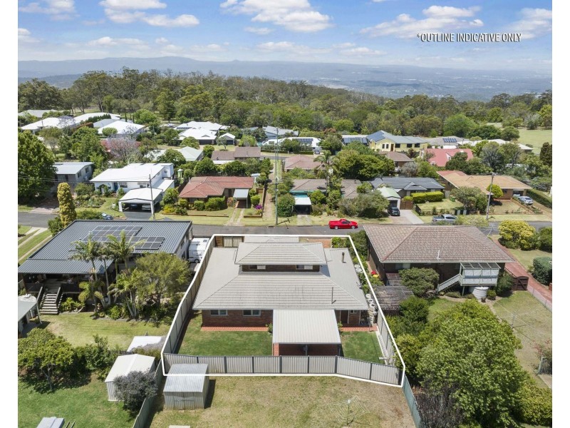 9 Bingara Street, Mount Lofty QLD 4350