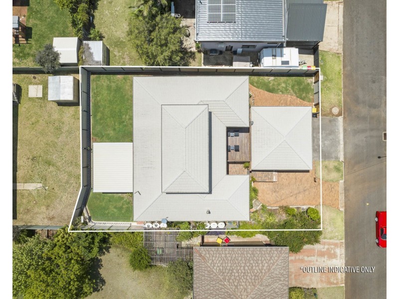 9 Bingara Street, Mount Lofty QLD 4350