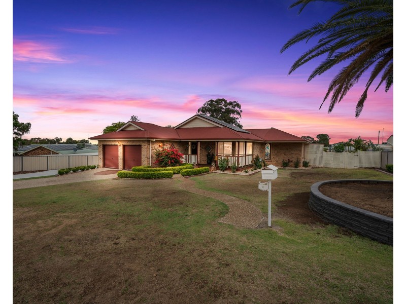 6 Schloss Court, Westbrook QLD 4350