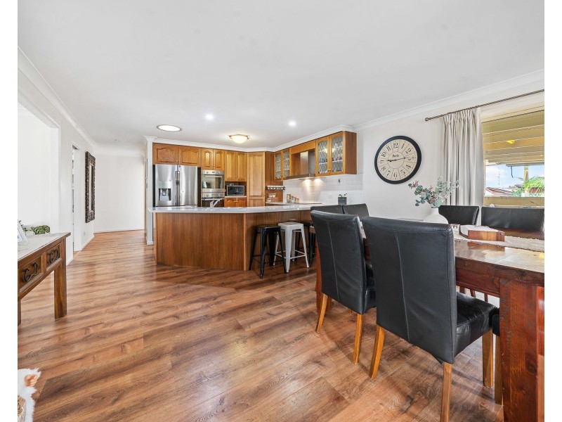 6 Schloss Court, Westbrook QLD 4350