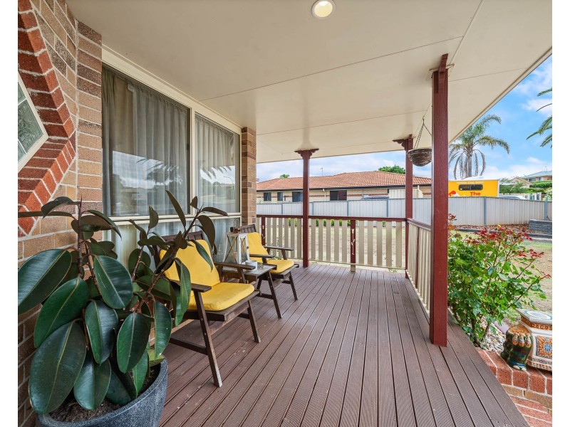 6 Schloss Court, Westbrook QLD 4350
