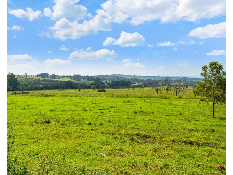 209 Pechey Forestry Road, Pechey QLD 4352