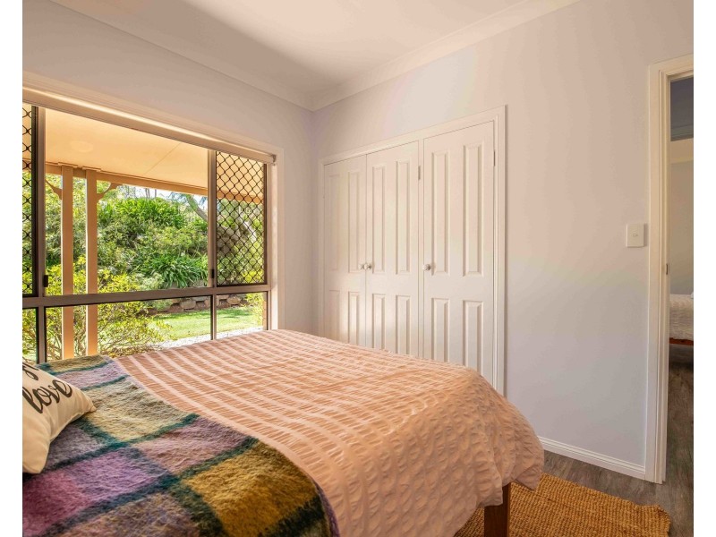 14 Trafalgar Street, Middle Ridge QLD 4350