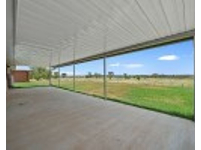 34 Gowrie Mountain School Road, Kingsthorpe QLD 4400