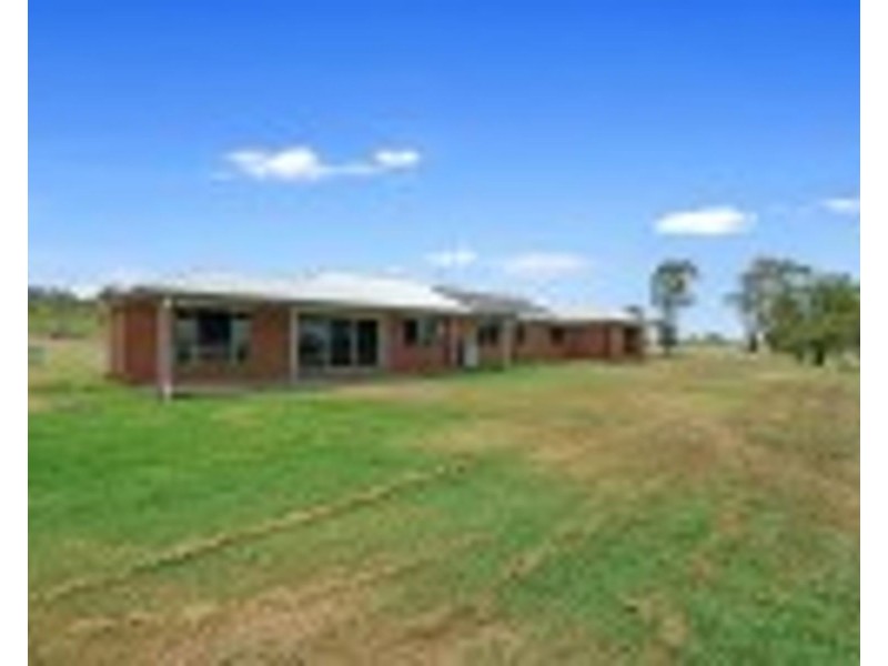 34 Gowrie Mountain School Road, Kingsthorpe QLD 4400