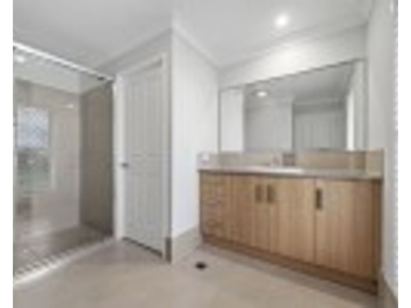 34 Gowrie Mountain School Road, Kingsthorpe QLD 4400