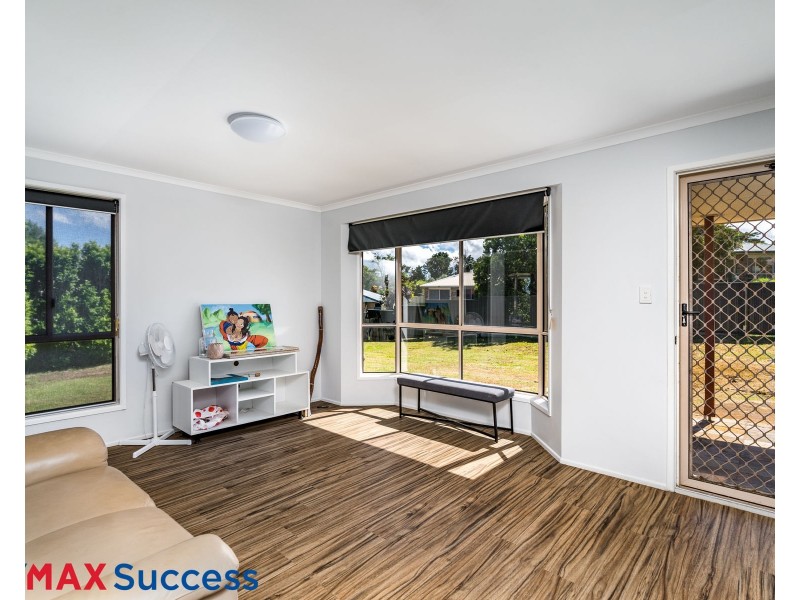 4 Robindale Drive, Darling Heights QLD 4350