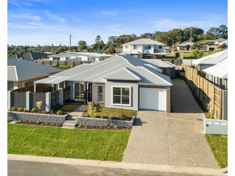 3/9 Grace View Street, Darling Heights QLD 4350
