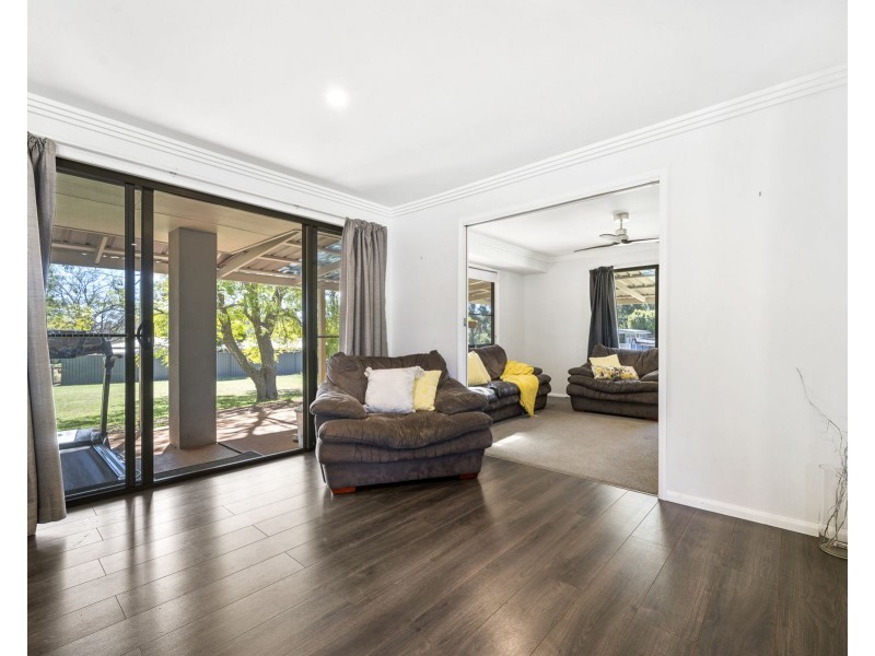 7 Glen Crescent, Highfields QLD 4352