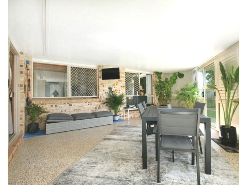 2 Tess Close, Middle Ridge QLD 4350
