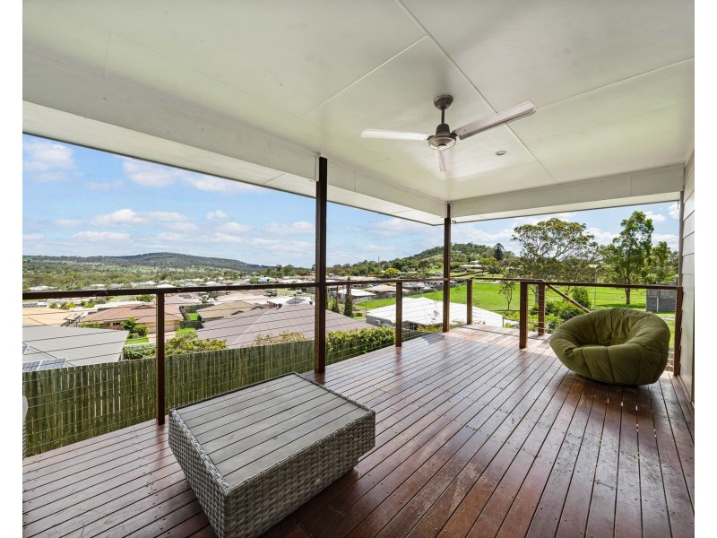 60 Alistair Street, Glenvale QLD 4350