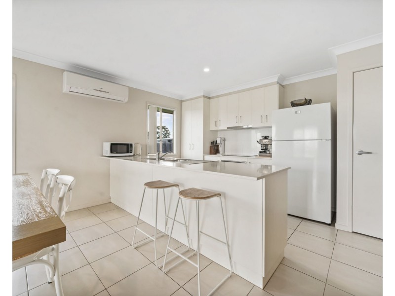 60 Alistair Street, Glenvale QLD 4350